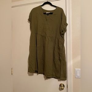 Universal Thread Olive Green Short Sleeve Smock dress